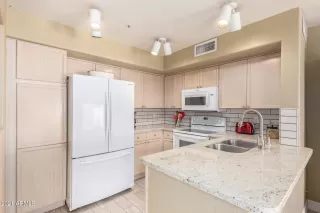 Photo #3: 6291007 Listing 