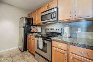 Photo #2: 6291205 Listing