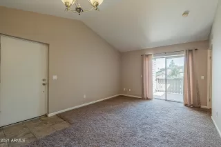 Photo #6: 6291205 Listing