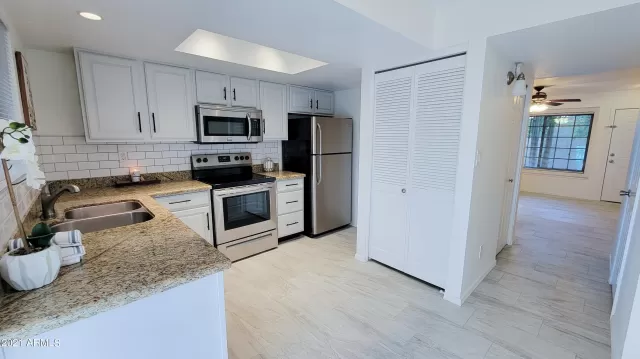 MLS: 6291543 Condo For Sale