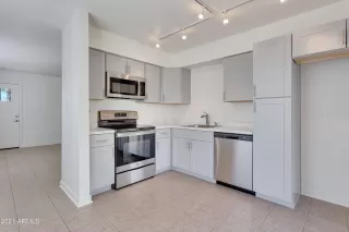 Photo #2: 6291606 Listing 