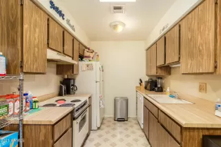 Photo #6: 6291613 Listing