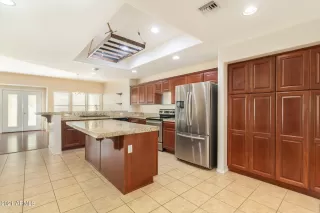 Photo #6: 6291755 Listing