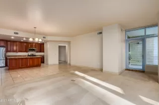 Photo #6: 6291773 Listing