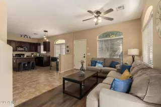 Photo #5: 6291899 Listing 