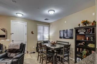 Photo #6: 6292261 Listing