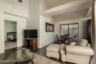 Photo #6: 6292361 Listing 