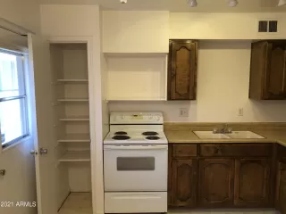 Photo #6: 6292681 Listing