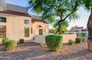 Photo #1: 6292958 Listing