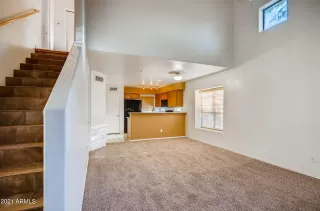 Photo #5: 6292958 Listing