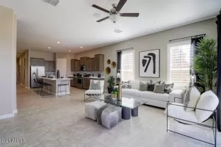 Photo #2: 6293048 Listing 