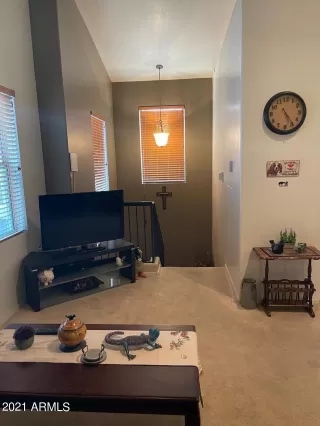 Photo #6: 6293118 Listing