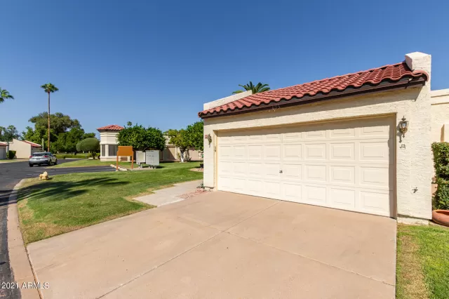 MLS: 6293154 Condo For Sale