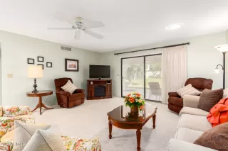 Photo #4: 6293154 Listing