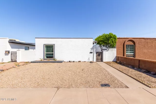 MLS: 6293198 Condo For Sale