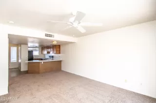 Photo #6: 6293246 Listing