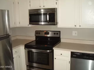 Photo #6: 6293384 Listing