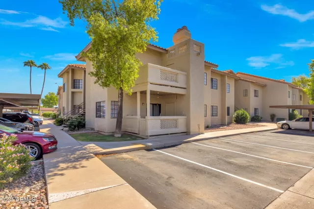 MLS: 6293696 Condo For Sale