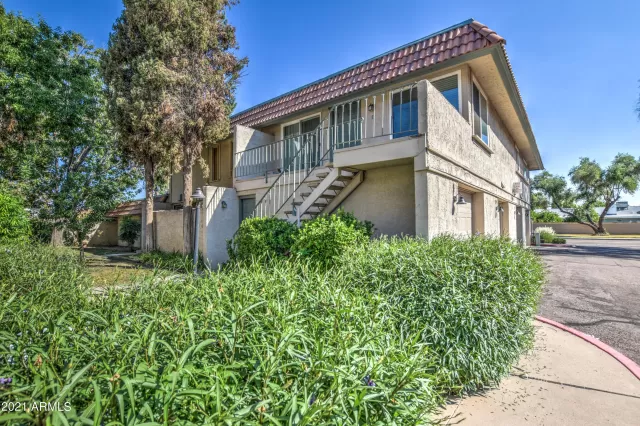 MLS: 6294024 Condo For Sale