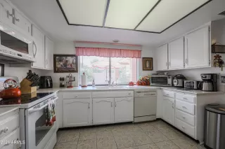 Photo #6: 6294048 Listing 