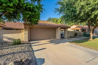 Photo #2: 6294055 Listing