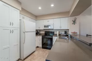 Photo #5: 6294055 Listing