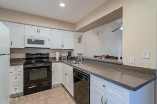 Photo #6: 6294055 Listing