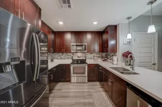 Photo #5: 6294067 Listing