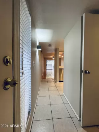 Photo #4: 6294098 Listing