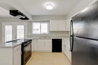 Photo #2: 6294184 Listing