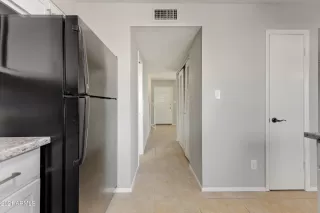 Photo #5: 6294184 Listing