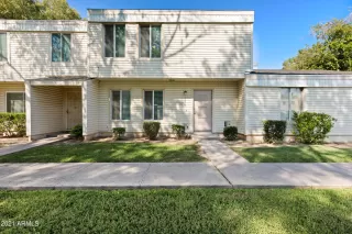 Photo #6: 6294184 Listing