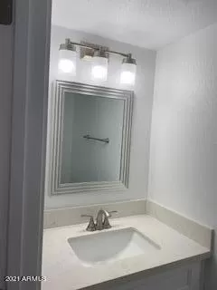 Photo #6: 6294309 Listing