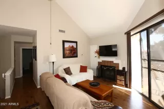 Photo #4: 6294435 Listing 