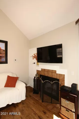 Photo #6: 6294435 Listing 