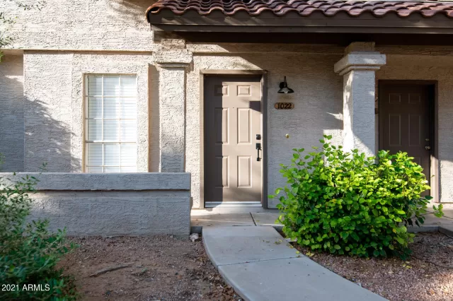 MLS: 6294842 Condo For Sale