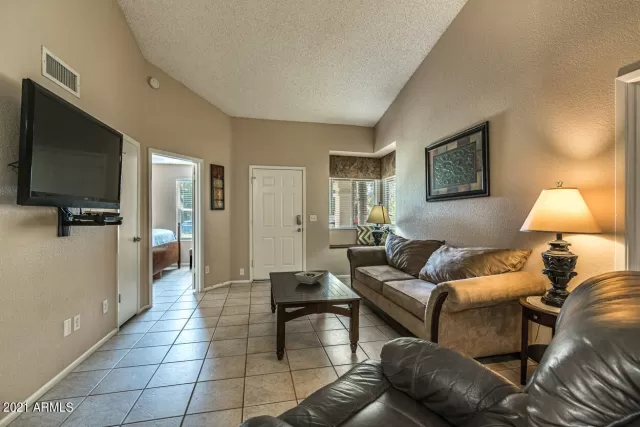 MLS: 6294984 Condo For Sale