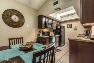 Photo #4: 6294984 Listing