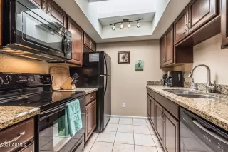 Photo #5: 6294984 Listing