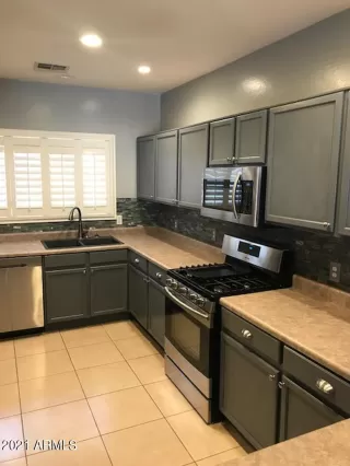 Photo #1: 6295166 Listing