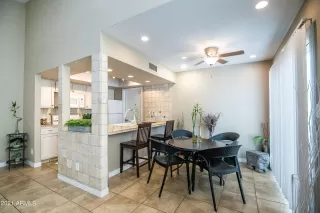 Photo #6: 6295847 Listing