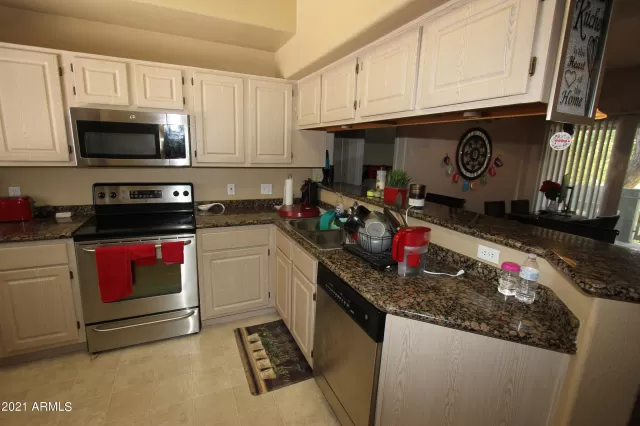 MLS: 6295940 Condo For Sale