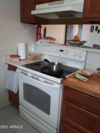 Photo #4: 6296057 Listing