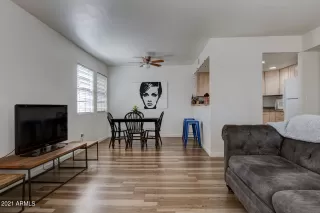Photo #3: 6296082 Listing