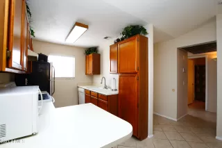 Photo #4: 6296318 Listing