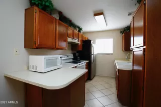 Photo #5: 6296318 Listing