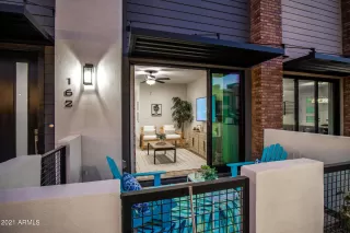 Photo #3: 6296968 Listing