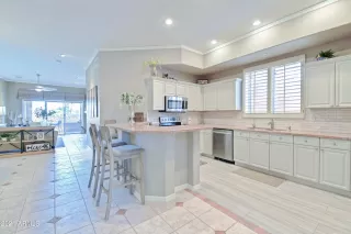 Photo #3: 6297106 Listing