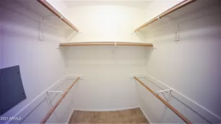 Photo #6: 6297150 Listing