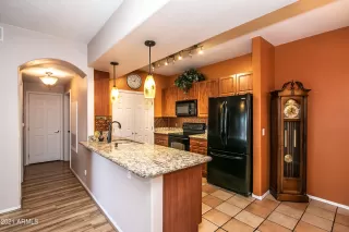 Photo #6: 6297445 Listing 